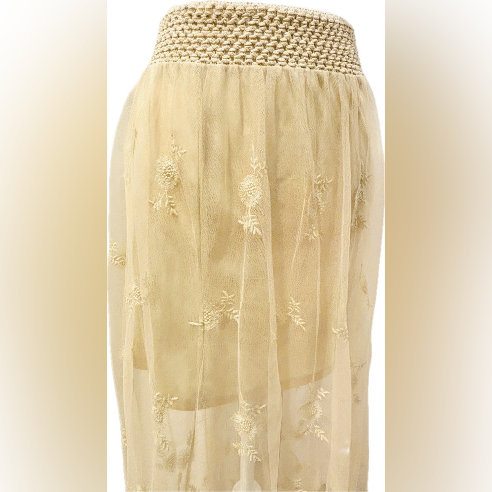 Love 21 Wheat-colored Miniskirt with Sheer Overlay - Picture 2 of 8